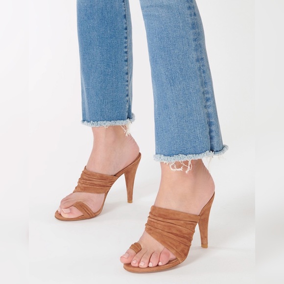 NIB Veronica Beard Orla Scrunched Suede Sandal - Picture 2 of 14